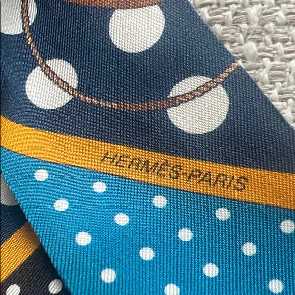 Hermes scarves - Picture 4 of 5